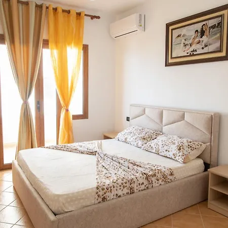 Dei Limoni Aparthotel Shkallnur