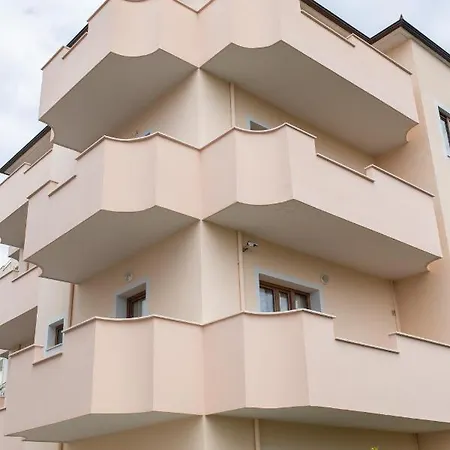 Dei Limoni 3* Škalngur