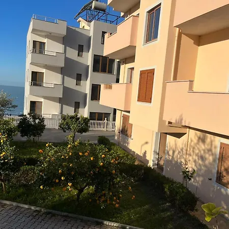 Dei Limoni Aparthotel Shkallnur