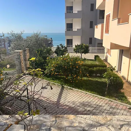 Dei Limoni Aparthotel Shkallnur